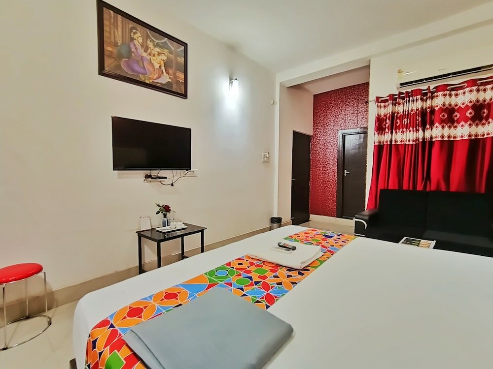 Фото Отель Yash Residency Assi Ghat