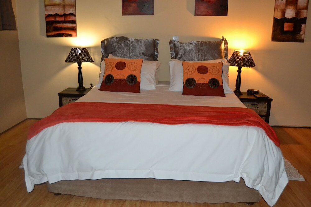 Фото Dolphin View Guesthouse