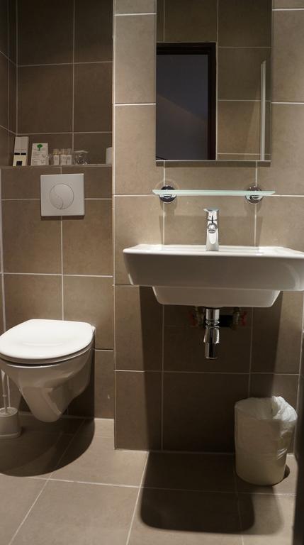 Фото Hôtel Petit Lafayette