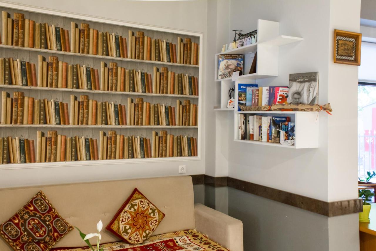 Фото Compass Hostel