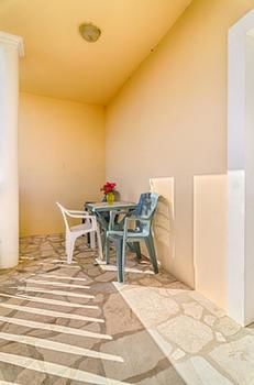 Фото Comfort Pool Apartments