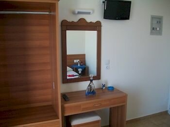 Фото A1 Princess Sissy Ios Hotel & Hostel