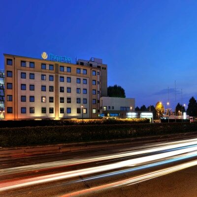 Фото отеля 1