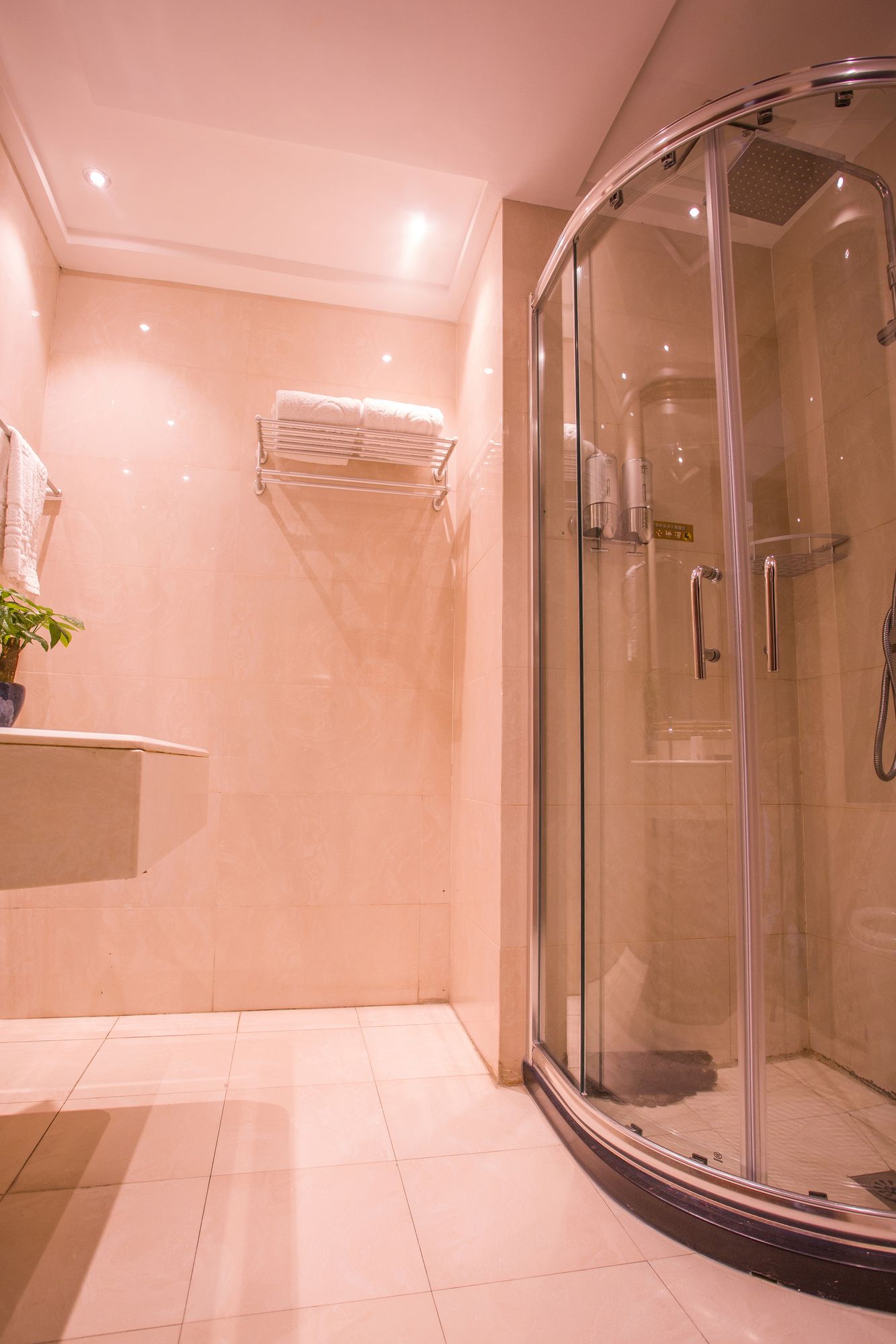 Фото Katie Eastman Hotel