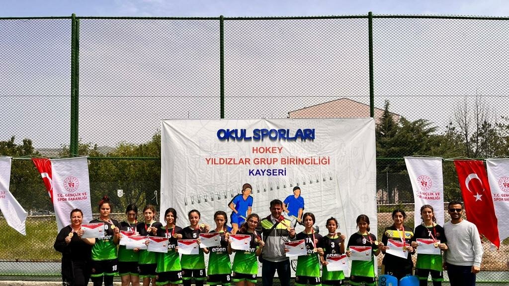 School Meryem-Mehmet Kayhan Middle School, Adana, photo