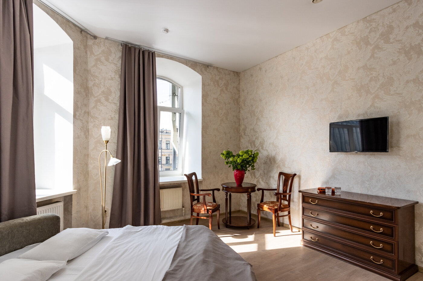 Фото Номера на Площади Восстания