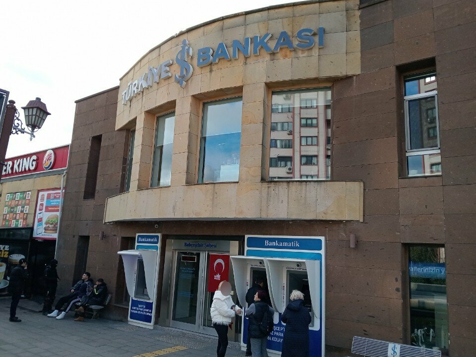 بنك Turkiye Is Bankasi ، اسطنبول، صورة