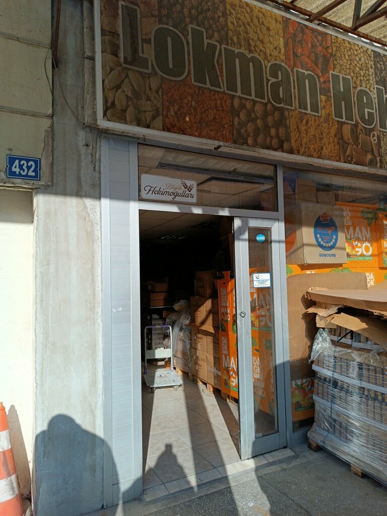 Nuts, snacks, dried fruits Lokman Hekim, Ankara, photo