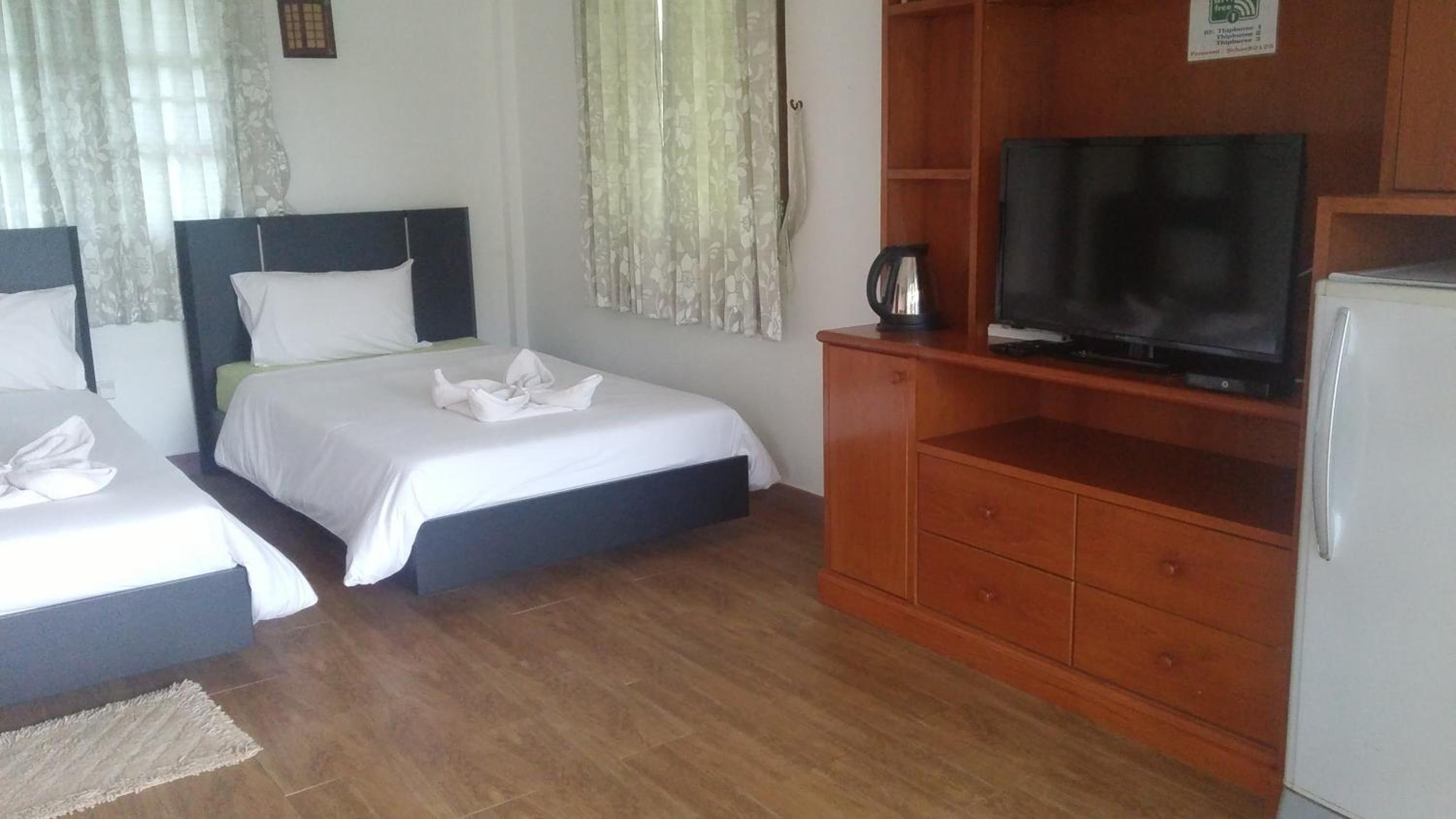 Фото Thipburee Resort