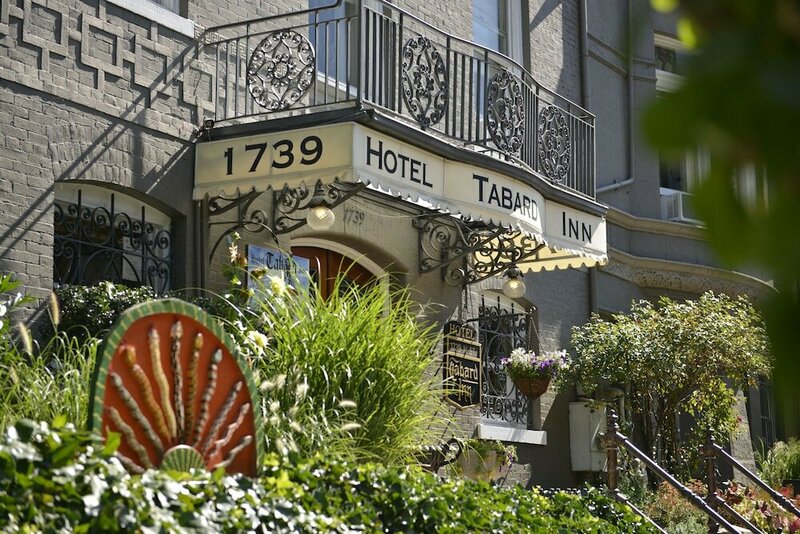 Гостиница Tabard Inn в Вашингтоне