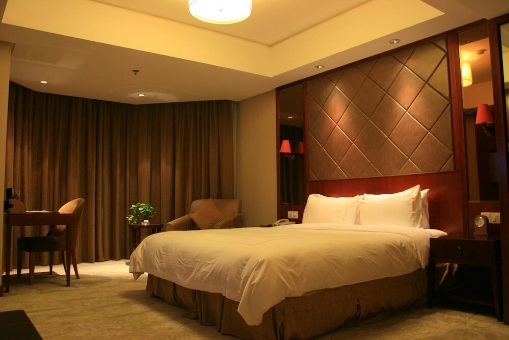 Фото Shuguang International Hotel Nanjing