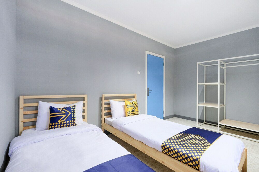 Фото Spot On 2281 Omajo