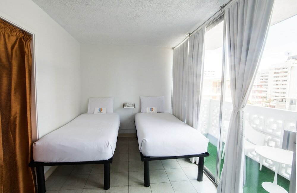 Фото Stay Hotel Waikiki