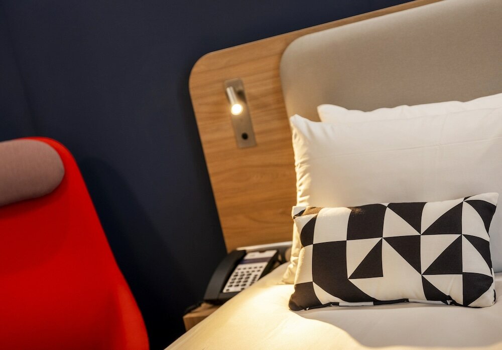 Фото Holiday Inn Express Nice - Grand Arenas, an Ihg Hotel