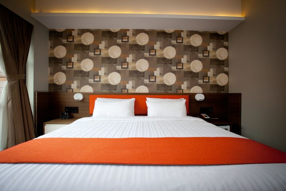 Фото NobleDen Hotel