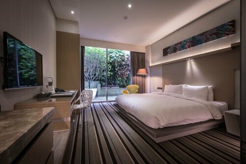 Гостиница Sparkle Hotel в Тайбэе