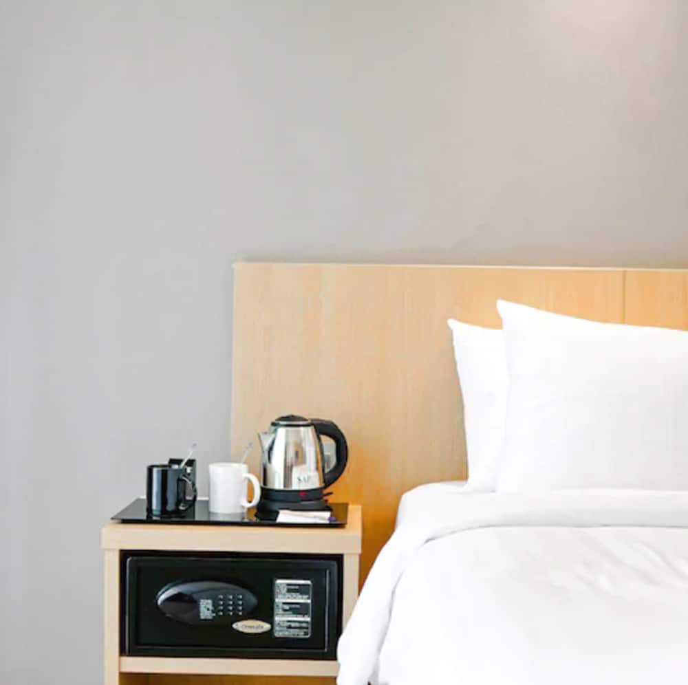 Фото Aveta Hotel Malioboro