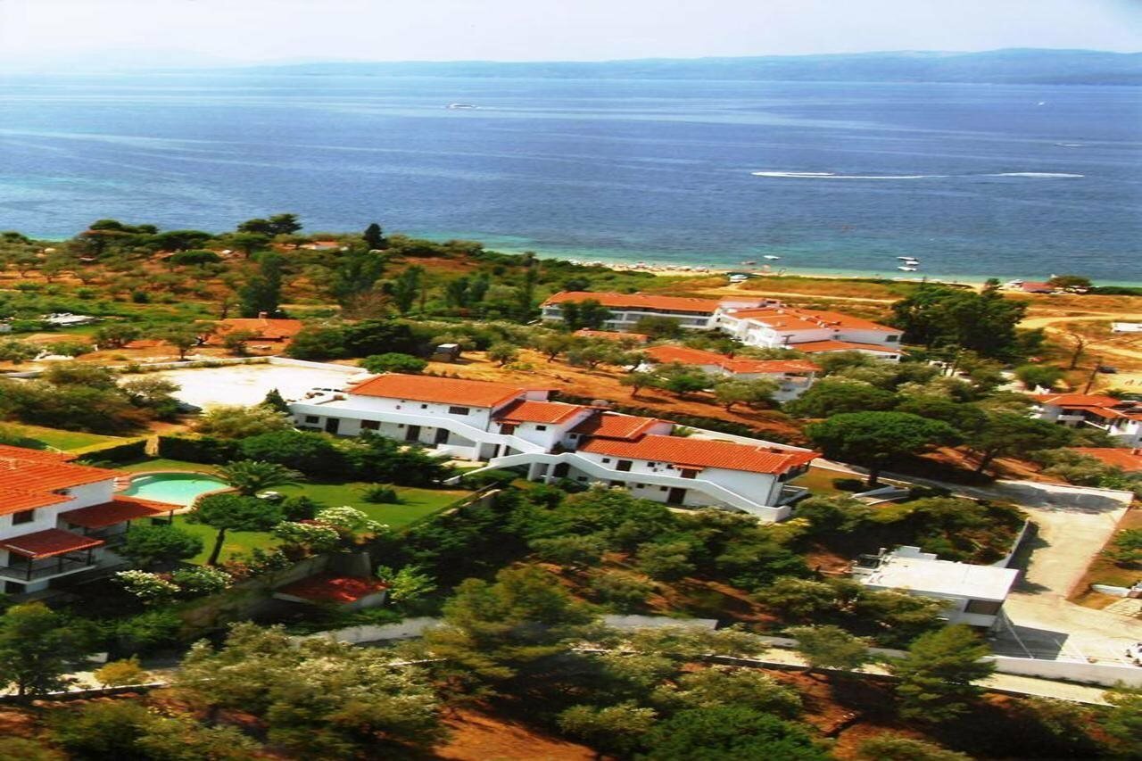 Фото отеля 2