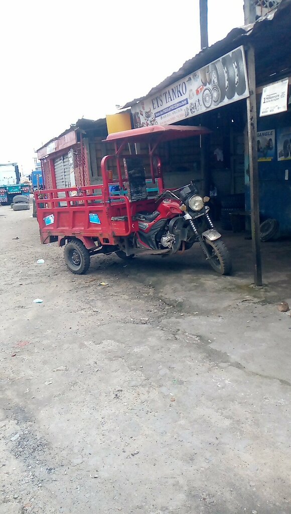 Department store Ets Tanko, Douala, photo