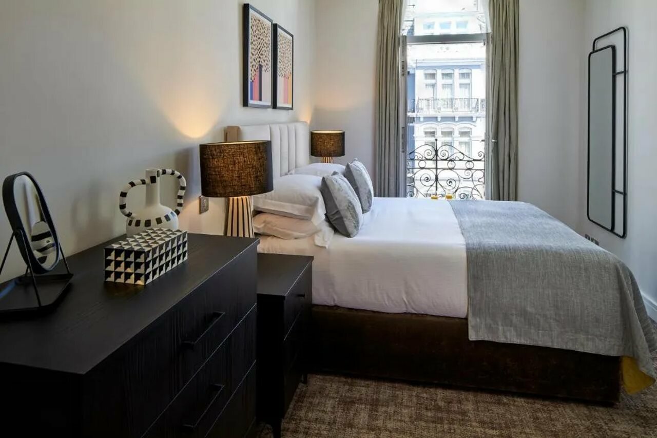 Фото Cheval Harrington Court