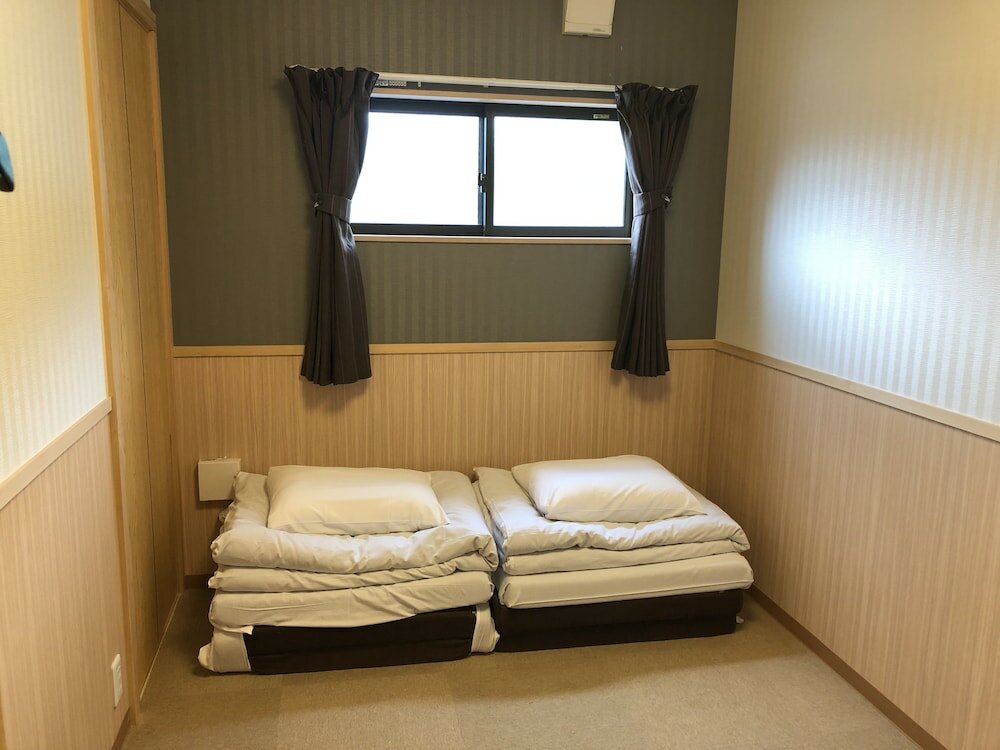 Фото Guesthouse Orange Cabin