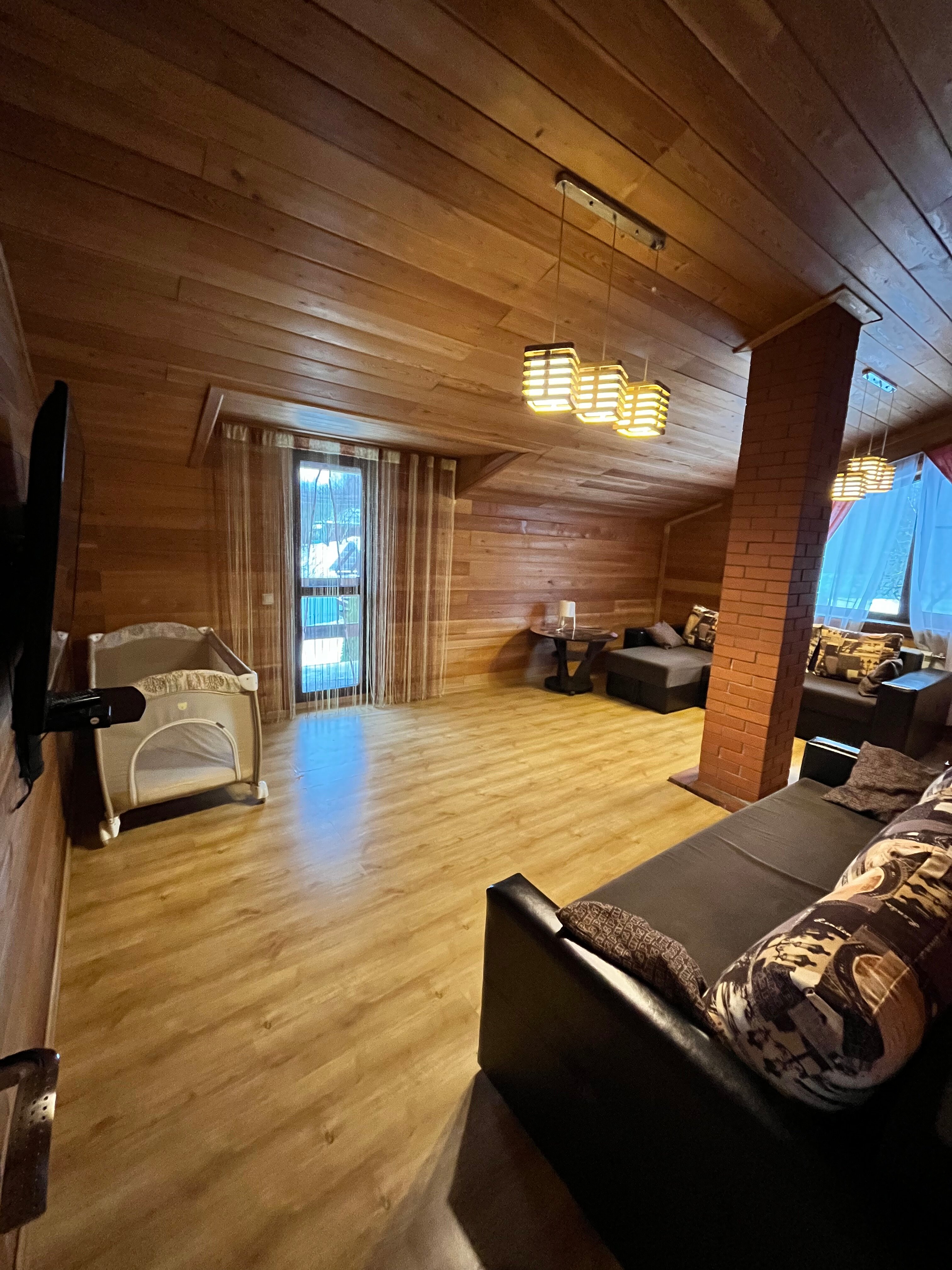 Фото Дом у реки