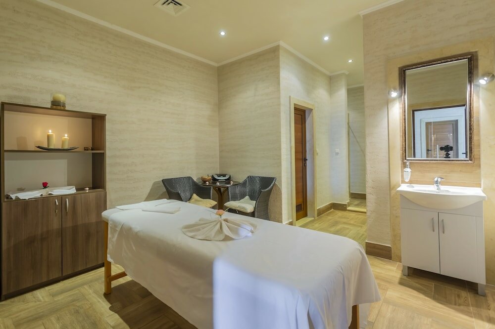 Фото Gardenia Beach Palace