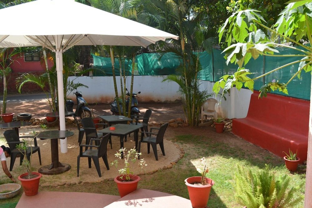 Фото Pebbles Guesthouse