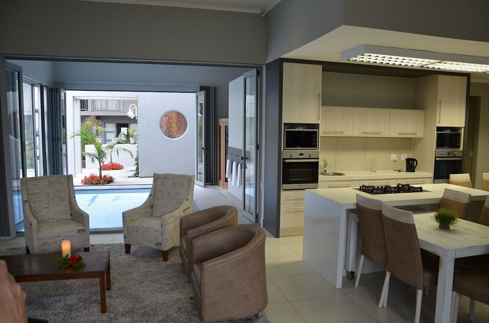 Фото Be Still Accommodation