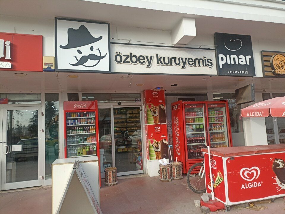 Nuts, snacks, dried fruits Ozbey Nuts, Konya, photo