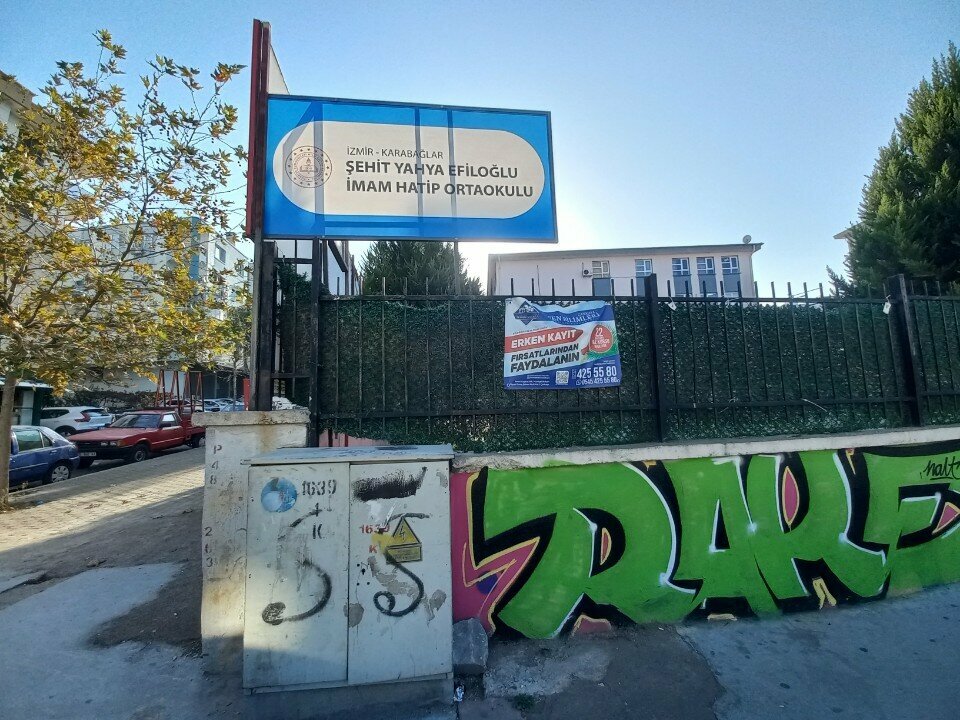 School Shahid Yahya Efiloglu Imam Hatip Secondary School, Izmir, photo
