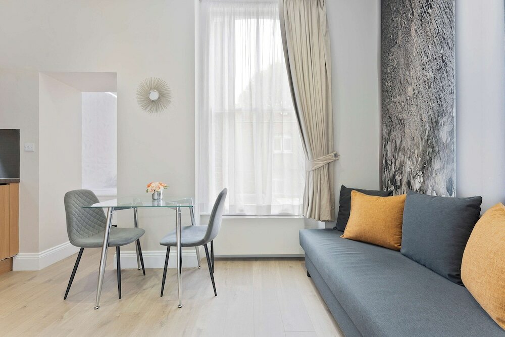 Фото Guilford Street Apartments