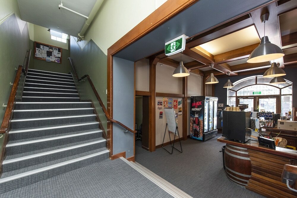 Фото The Old Swan Barracks - Hostel