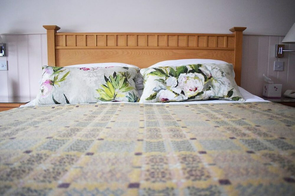 Фото The Knoll House