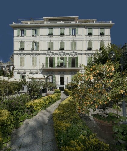 Гостиница Hotel Alexander в Сан-Ремо