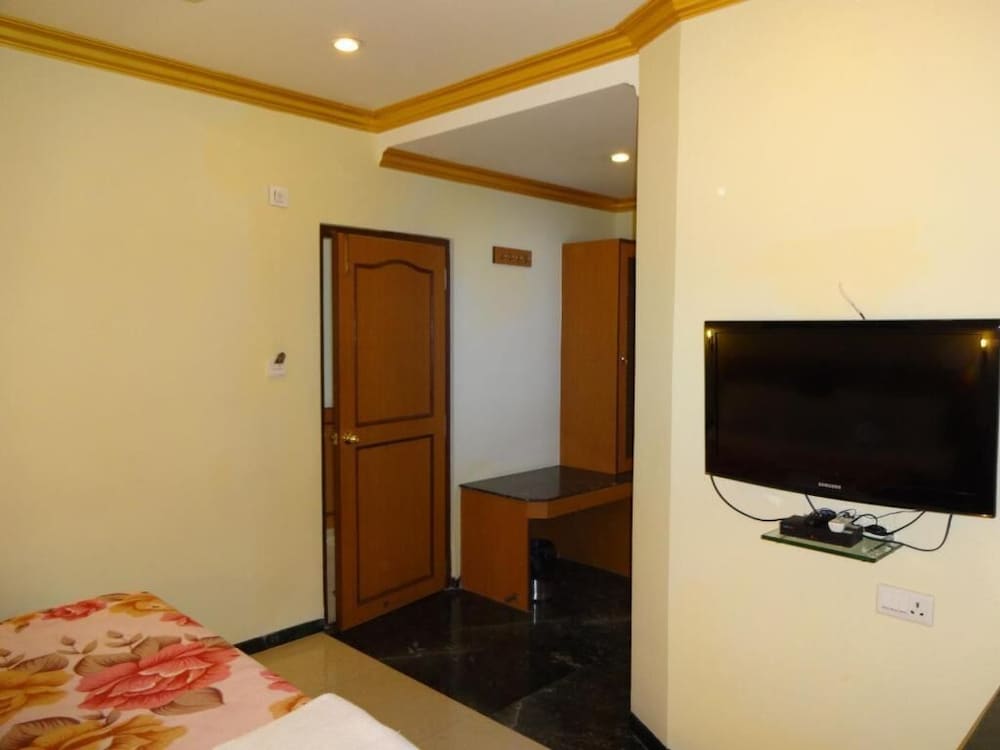 Фото Nahar Manchester Inn