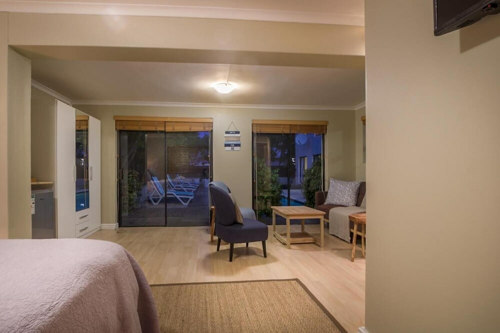 Фото Atlantic Bay Lodge