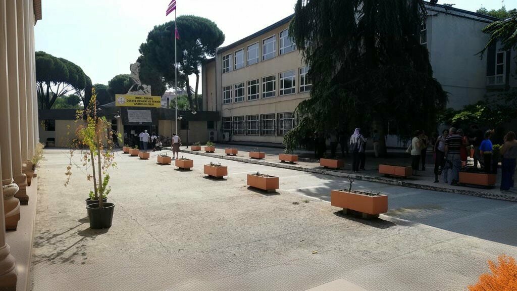 تعليم ثانوي Odemis Vocational and Technical Anatolian High School ، ، صورة