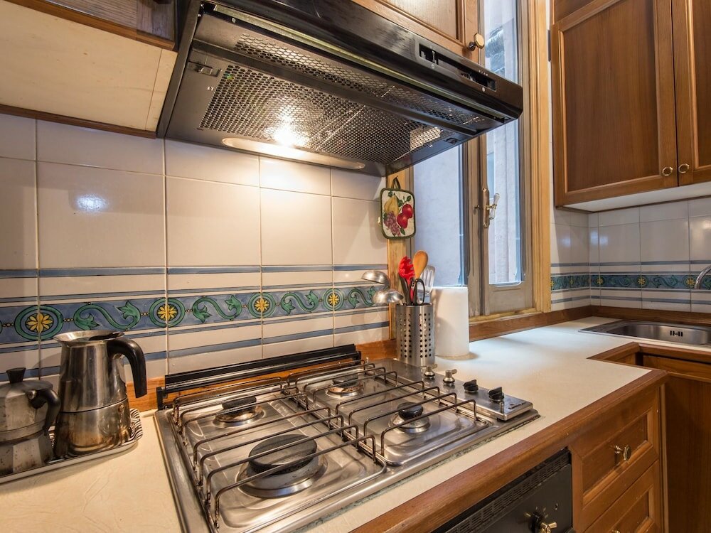 Фото Piazza Navona Charming Apartment 2