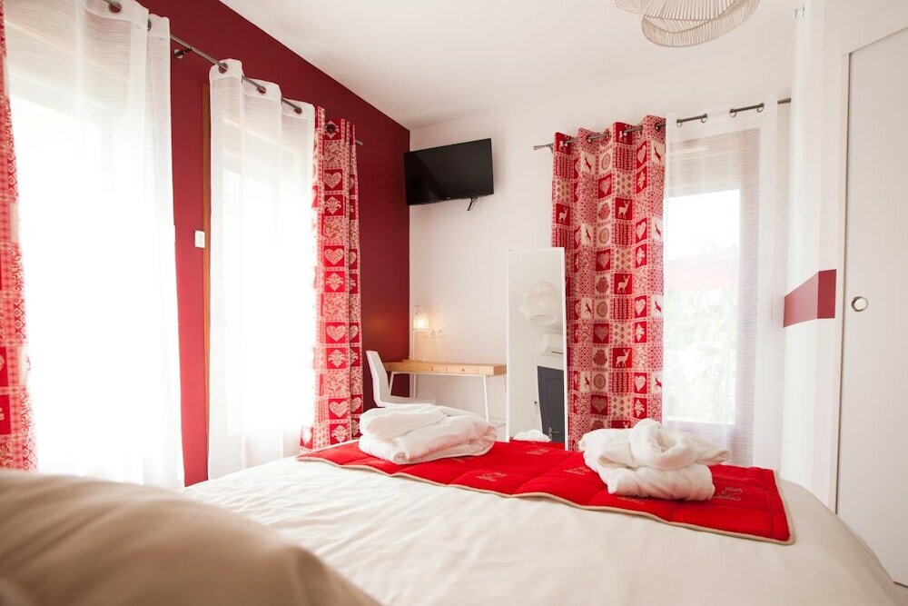 Фото Chambres d'hôtes Les villas du triangle