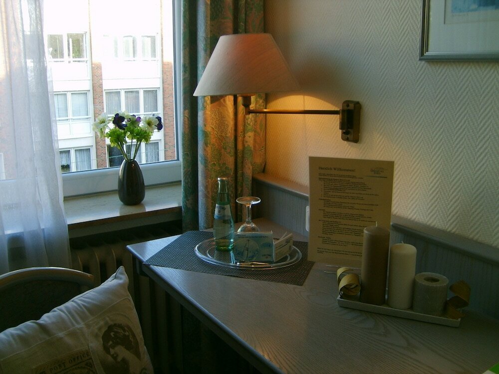 Фото City Hotel Deutsches Haus