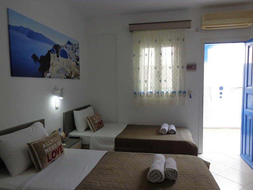 Фото Honeymoon Beach Studios