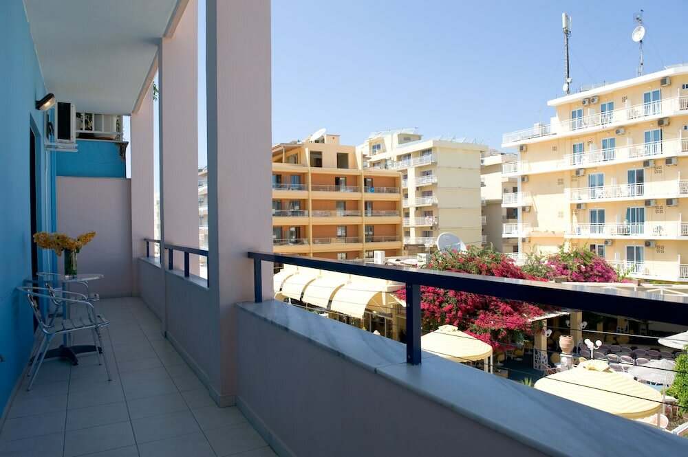 Фото Kahlua Hotel Apartments