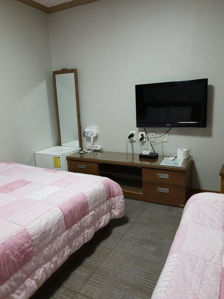 Фото Nabijam Motel