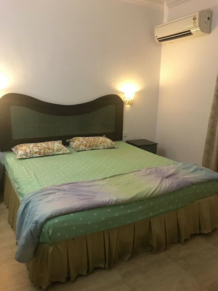 Фото Riviera Foothills