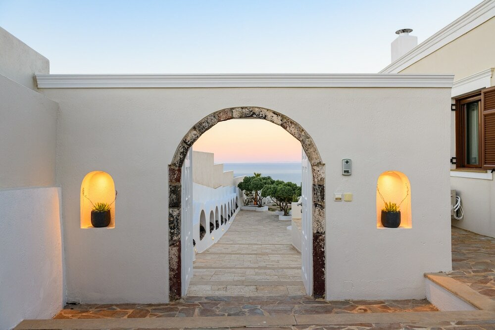 Фото Grand Villa Santorini