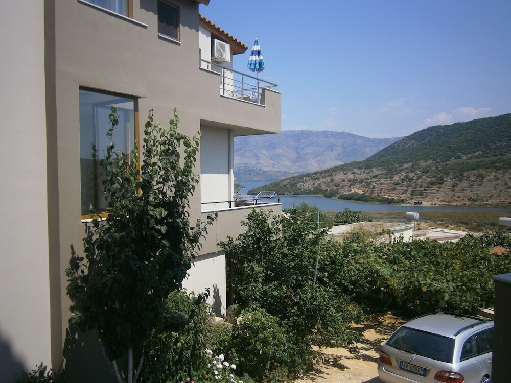 Фото Bino Apartments