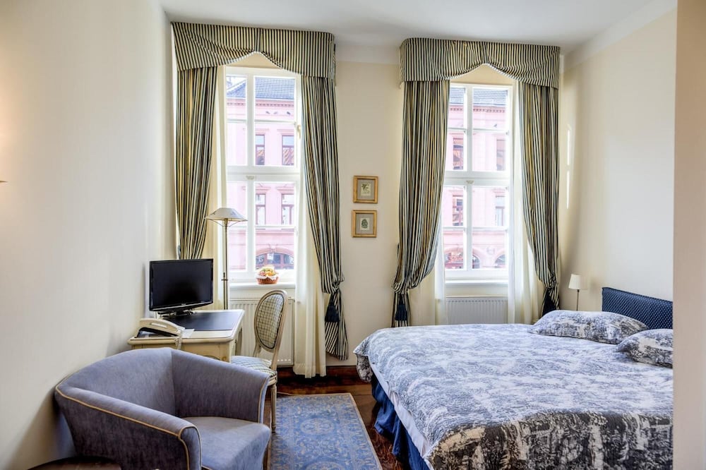 Фото Hotel Zum Bär