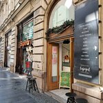 Wow Ice cream & Juice Bar (Kneza Mihaila Street, 33), bar, pub