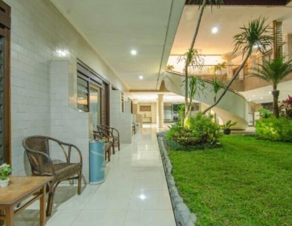 Фото Hotel Wilis Indah Malang